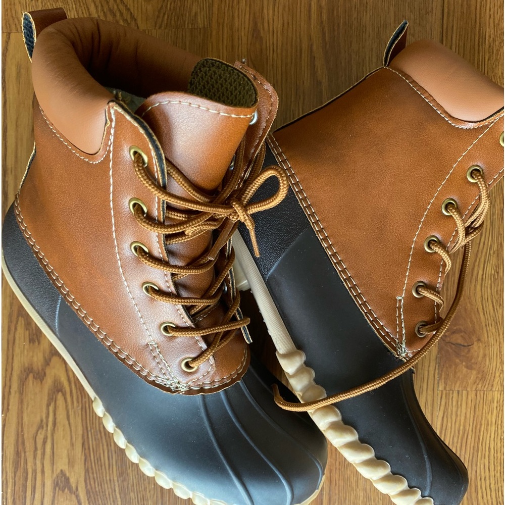 Outwoods Hiking Boots Women’s Size 5 Brand New/Never Worn.